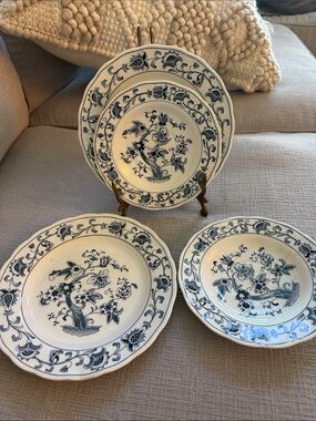 Nikko Ceramics Blue and white Floral Plates